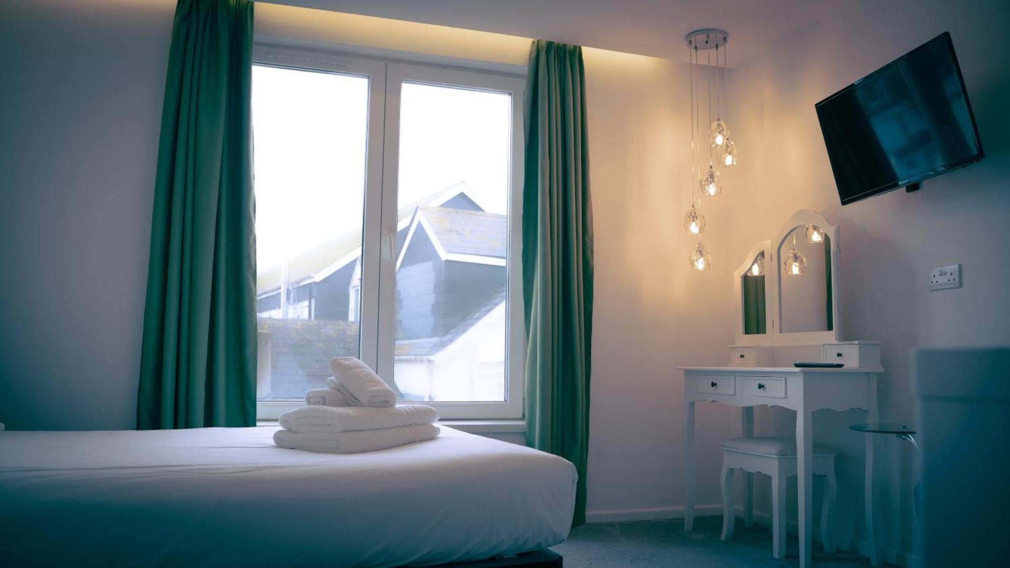 Oyo Newquay Beach Hotel المظهر الخارجي الصورة